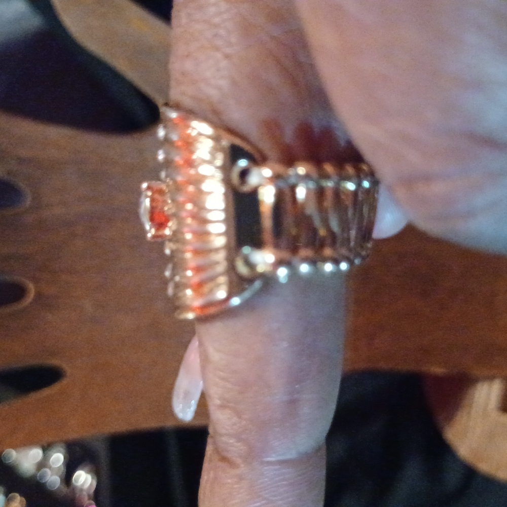 Ring - Picture 3 of 3